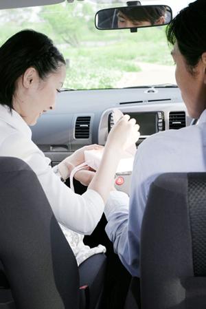 最大の車買取専門店！全国無料出張査定と手続き代行で簡単・安心の車売却を実現